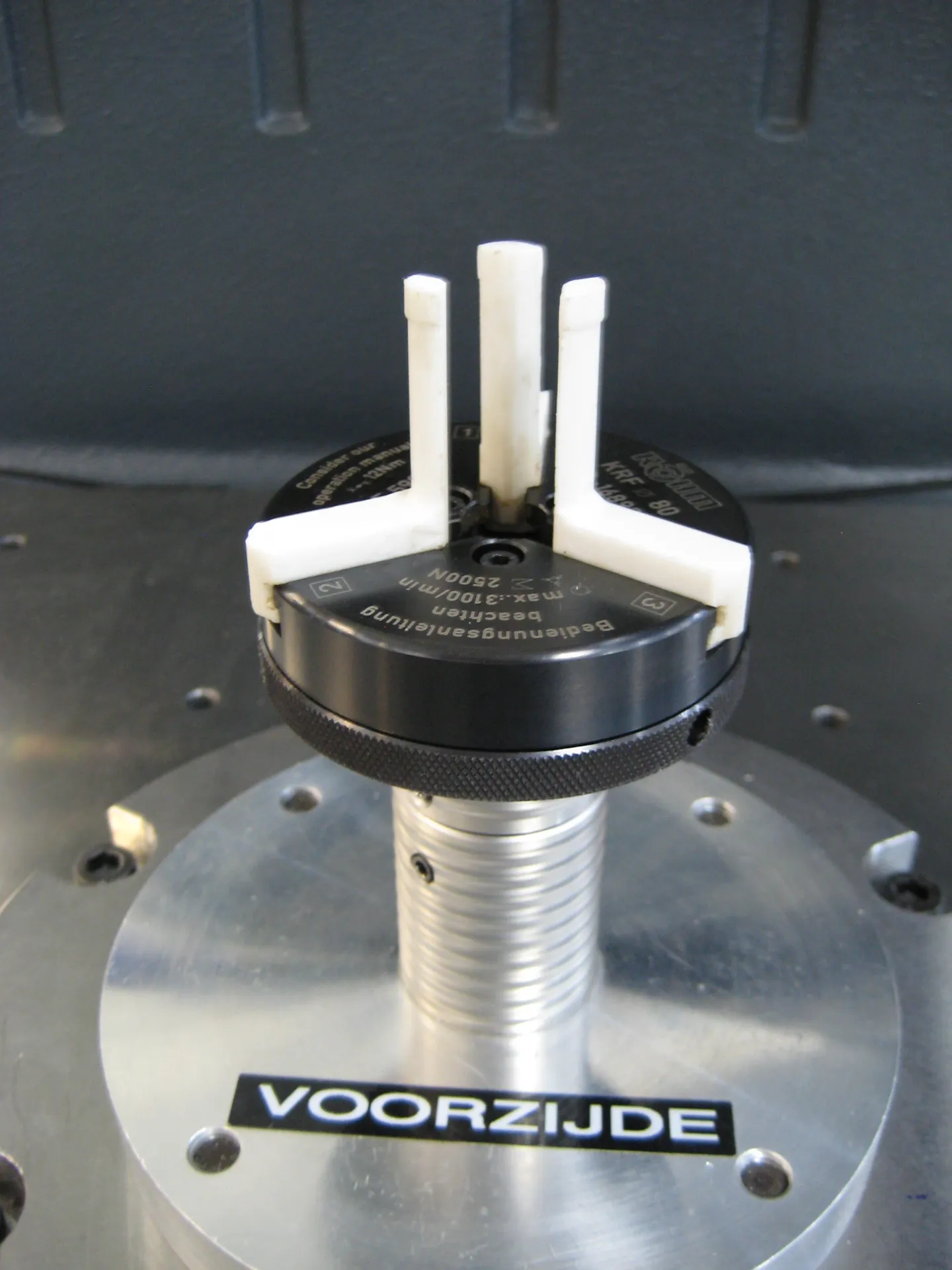 Three jaw chuck